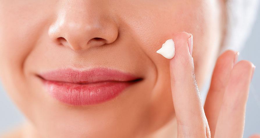 There is no doubt that retinoid creams are popular, but do they work?